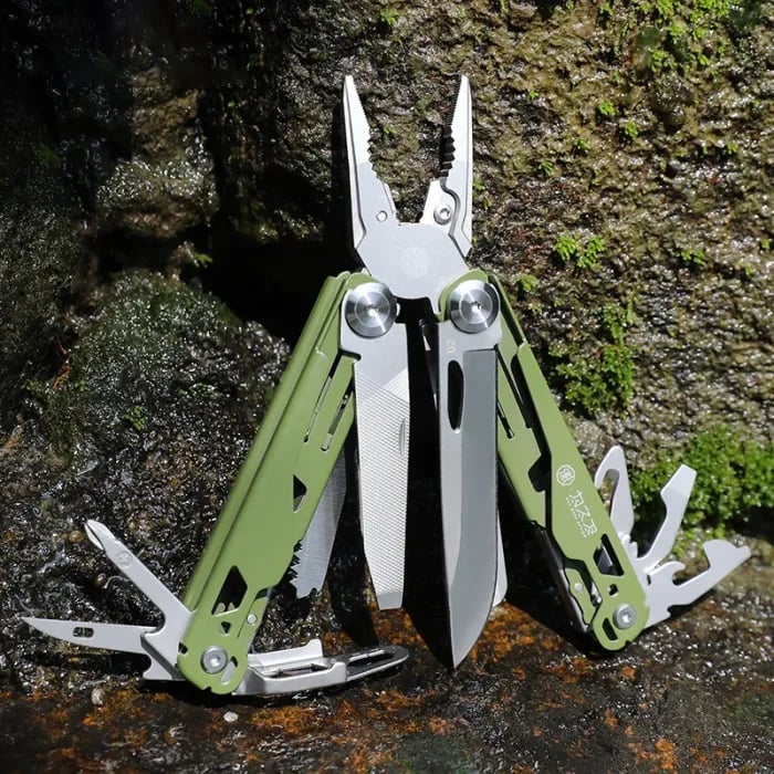 MultiTool Pliers D2 Steel Folding Knife Multi functional Pliers Portable Scissors