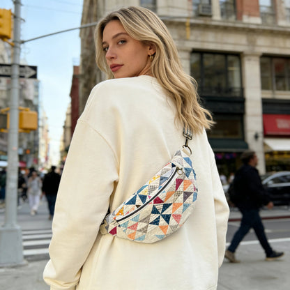 🔥🔥 Vintage-Inspired Patchwork Quilted Sling Bag